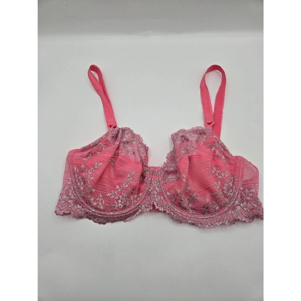 Wacoal Embrace Lace Underwire Bra Size 36D Pink Floral
